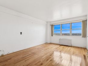 10230 66 Road 19D, Forest Hills NY 11375