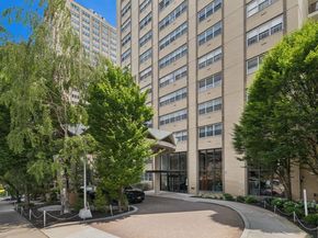 10230 66 Road 19D, Forest Hills NY 11375