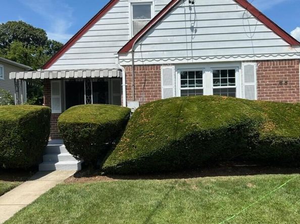 Undisclosed Address #897404, Hempstead NY 11550