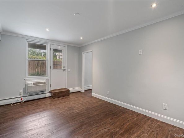 596 Broadway 10A, Lynbrook NY 11563