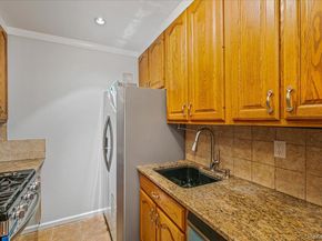 596 Broadway 10A, Lynbrook NY 11563
