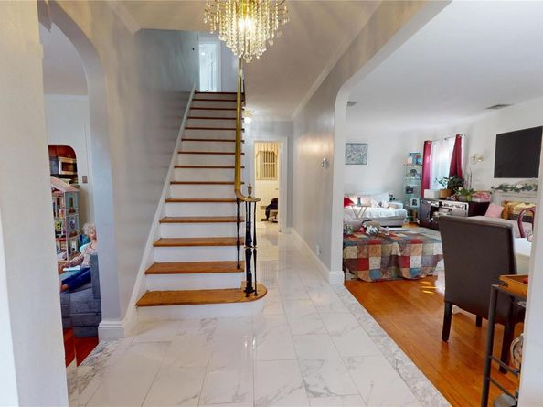 18414 Grand Central Parkway, Jamaica Estates NY 11432