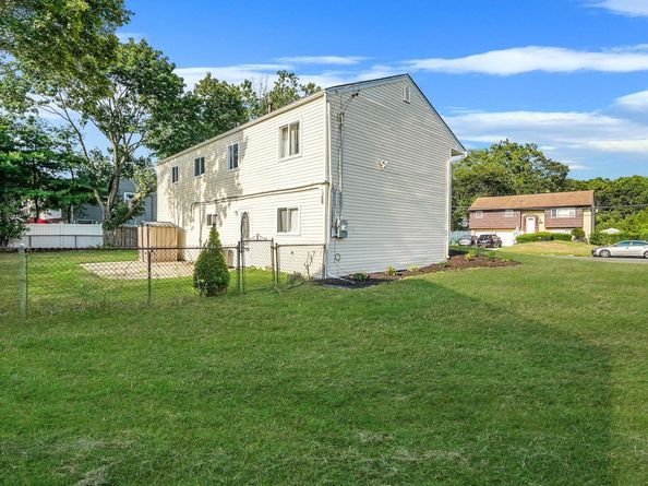 12 Circle Drive E, East Patchogue NY 11772