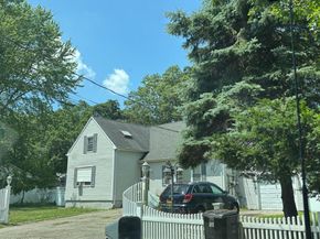 63 Washington Avenue, Mastic Beach NY 11951