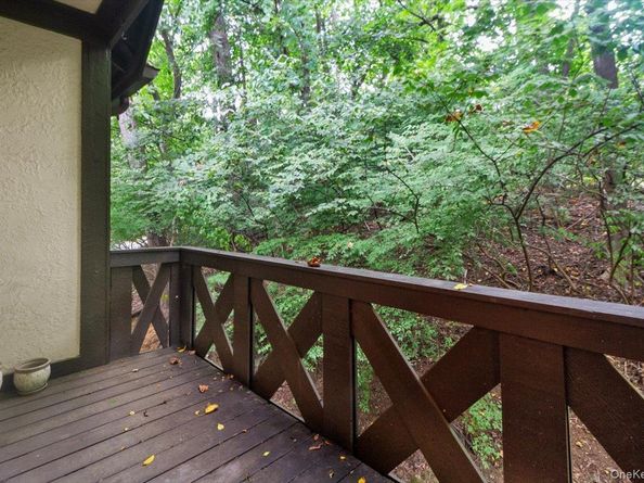 36 Foxwood Drive 6, Pleasantville NY 10570