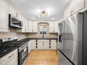 22111 136th Avenue, Springfield Gardens NY 11413