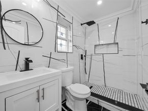 22111 136th Avenue, Springfield Gardens NY 11413