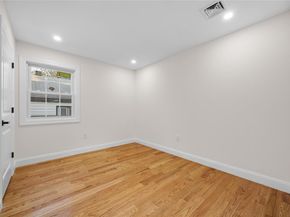 22111 136th Avenue, Springfield Gardens NY 11413