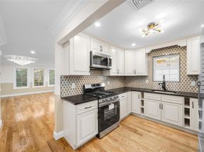 22111 136th Avenue, Springfield Gardens NY 11413