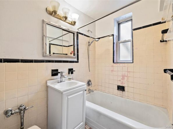 125 Bronx River Road 5A, Yonkers NY 10704