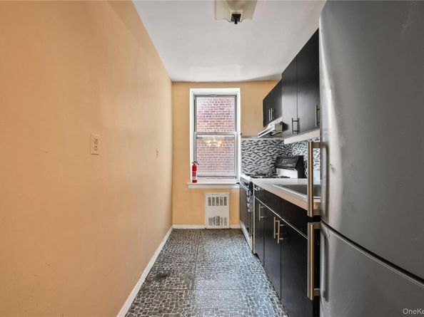 125 Bronx River Road 5A, Yonkers NY 10704