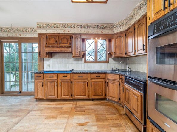 185 Maxine Court, West Hempstead NY 11552