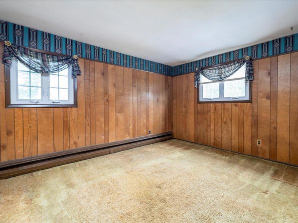 185 Maxine Court, West Hempstead NY 11552