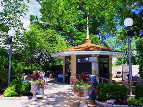 17-85 215 Street 16J, Bayside NY 11360