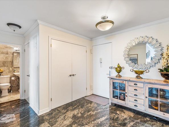 17-85 215 Street 16J, Bayside NY 11360