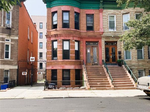 956 E 156th Street, Bronx NY 10455
