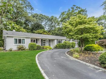 24 Blackfoot Trail
