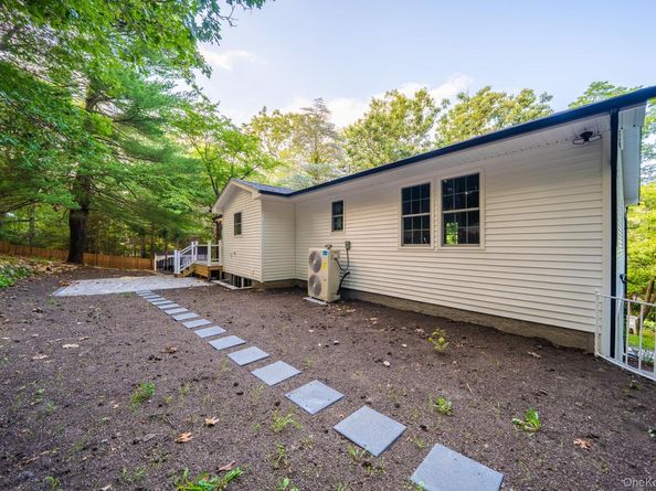 368 Landing Avenue, Smithtown NY 11787