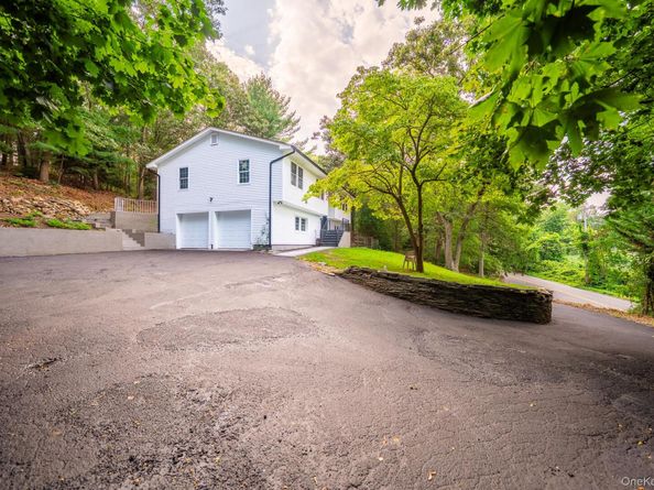 368 Landing Avenue, Smithtown NY 11787