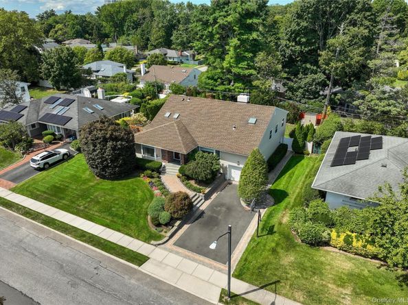 53 Hightop Lane, Jericho NY 11753