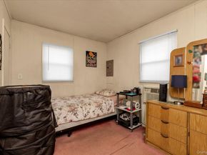 190 Hamilton Avenue, Barnum Island NY 11558