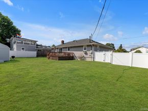 190 Hamilton Avenue, Barnum Island NY 11558