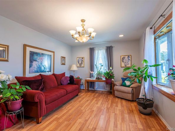 19 Richard Street, West Hempstead NY 11552
