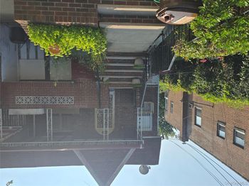 142 East 88 Street