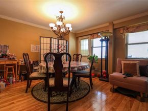 25 Neptune Boulevard 2T, Long Beach NY 11561