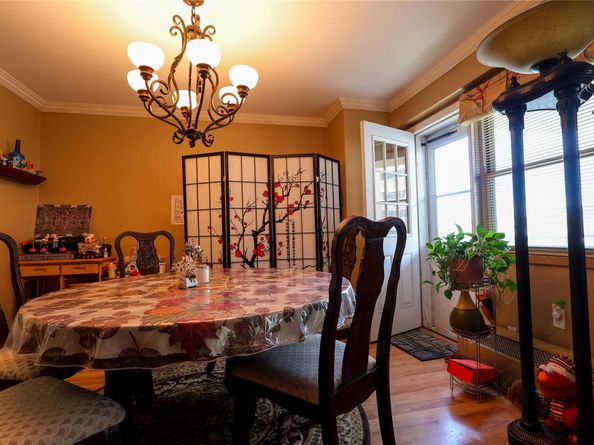 25 Neptune Boulevard 2T, Long Beach NY 11561