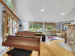 3 Farese Way, Amawalk NY 10501