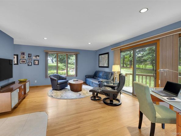 3 Farese Way, Amawalk NY 10501