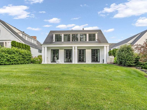 7 Honeysuckle Lane, Rye Brook NY 10573