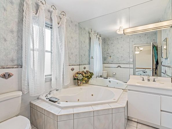 1484 164th Street, Beechhurst NY 11357