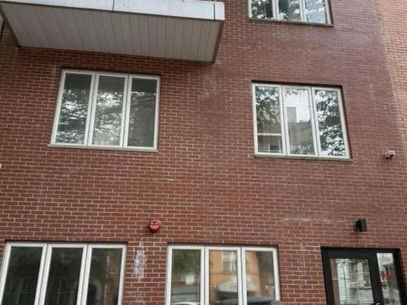 756 40th Street 2R, Brooklyn NY 11232