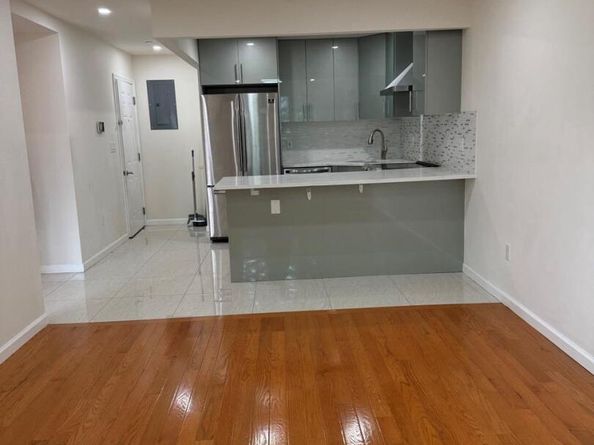 756 40th Street 2R, Brooklyn NY 11232