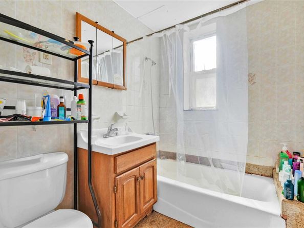 2120 23rd Drive, Astoria NY 11105