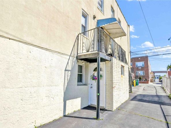 2120 23rd Drive, Astoria NY 11105