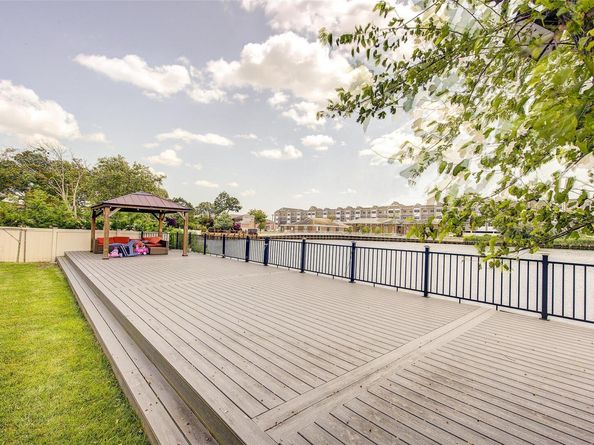 615 Pearl Street, Oceanside NY 11572