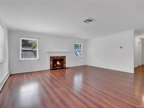 39 Pembrook Drive, Stony Brook NY 11790