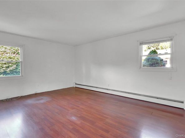 39 Pembrook Drive, Stony Brook NY 11790