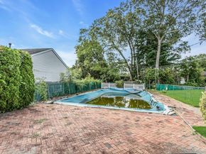 58 Sherbrooke Drive, Smithtown NY 11787