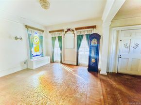 25 Shore Lane, Bay Shore NY 11706