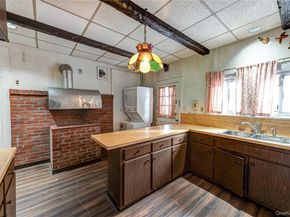 25 Shore Lane, Bay Shore NY 11706