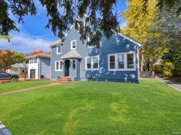 15 Shepherd Street, Rockville Centre NY 11570