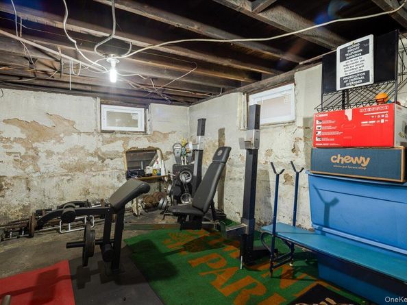 86 Gotham Avenue, Elmont NY 11003