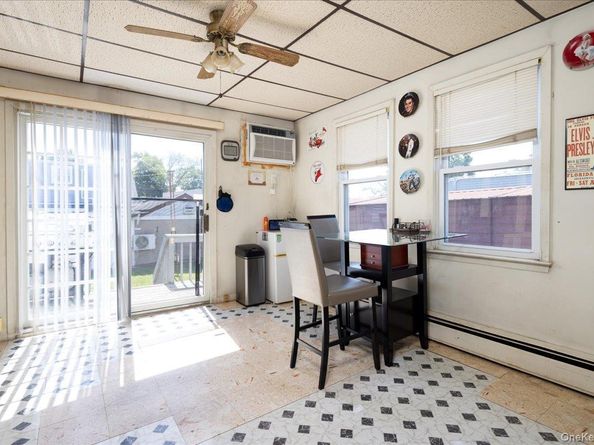 86 Gotham Avenue, Elmont NY 11003