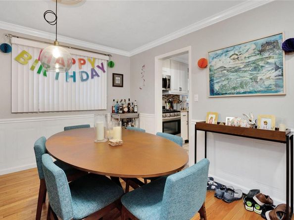 245 W Chester Street W, Long Beach NY 11561