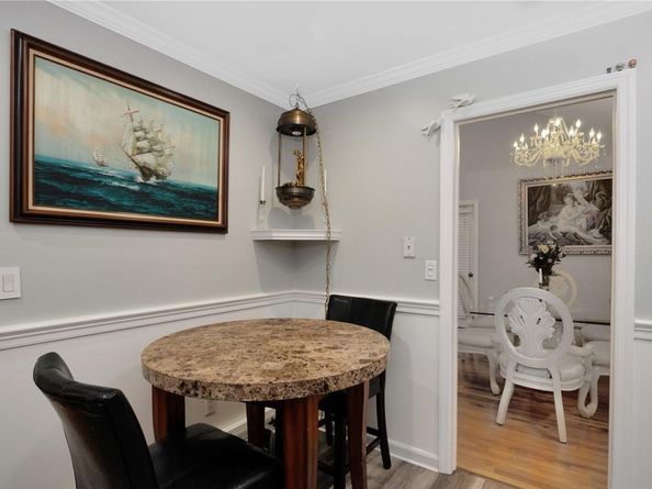 245 W Chester Street W, Long Beach NY 11561