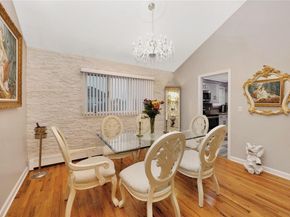 245 W Chester Street W, Long Beach NY 11561